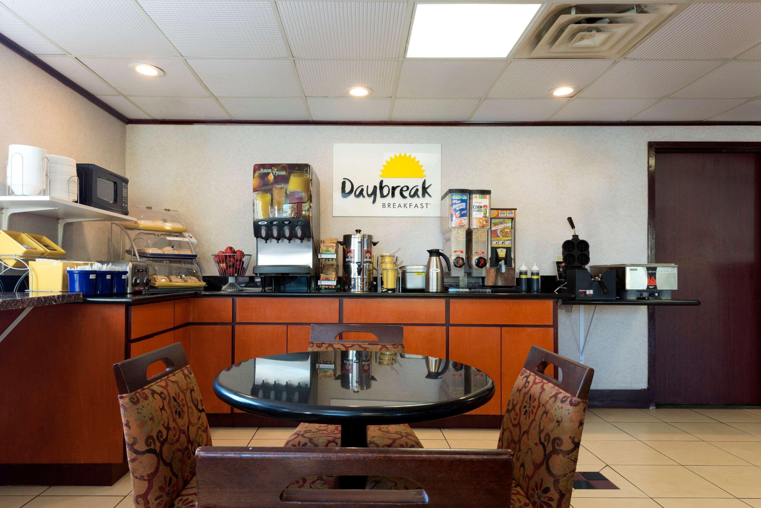 Days Inn By Wyndham Tonawanda/Buffalo Eksteriør billede