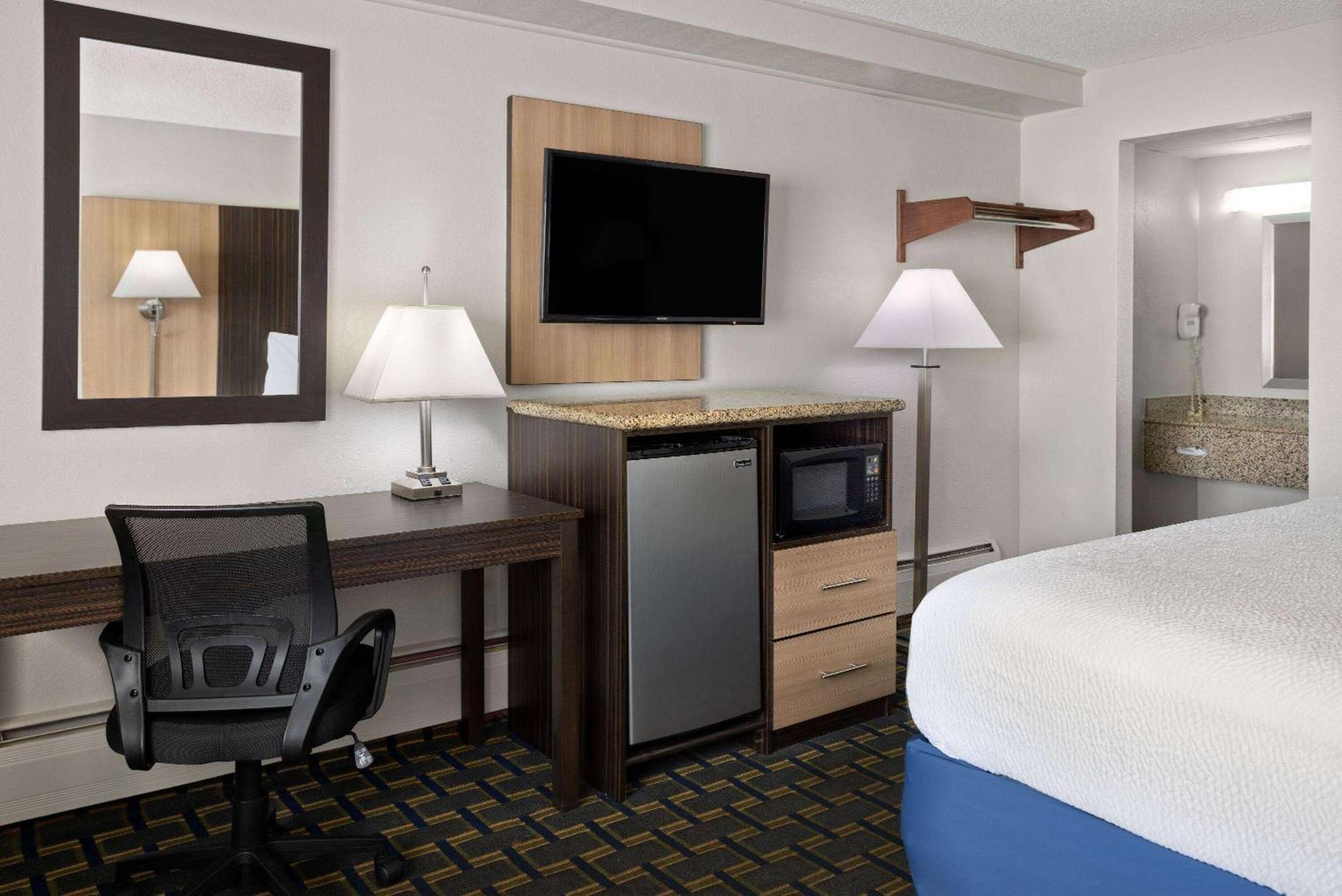 Days Inn By Wyndham Tonawanda/Buffalo Eksteriør billede