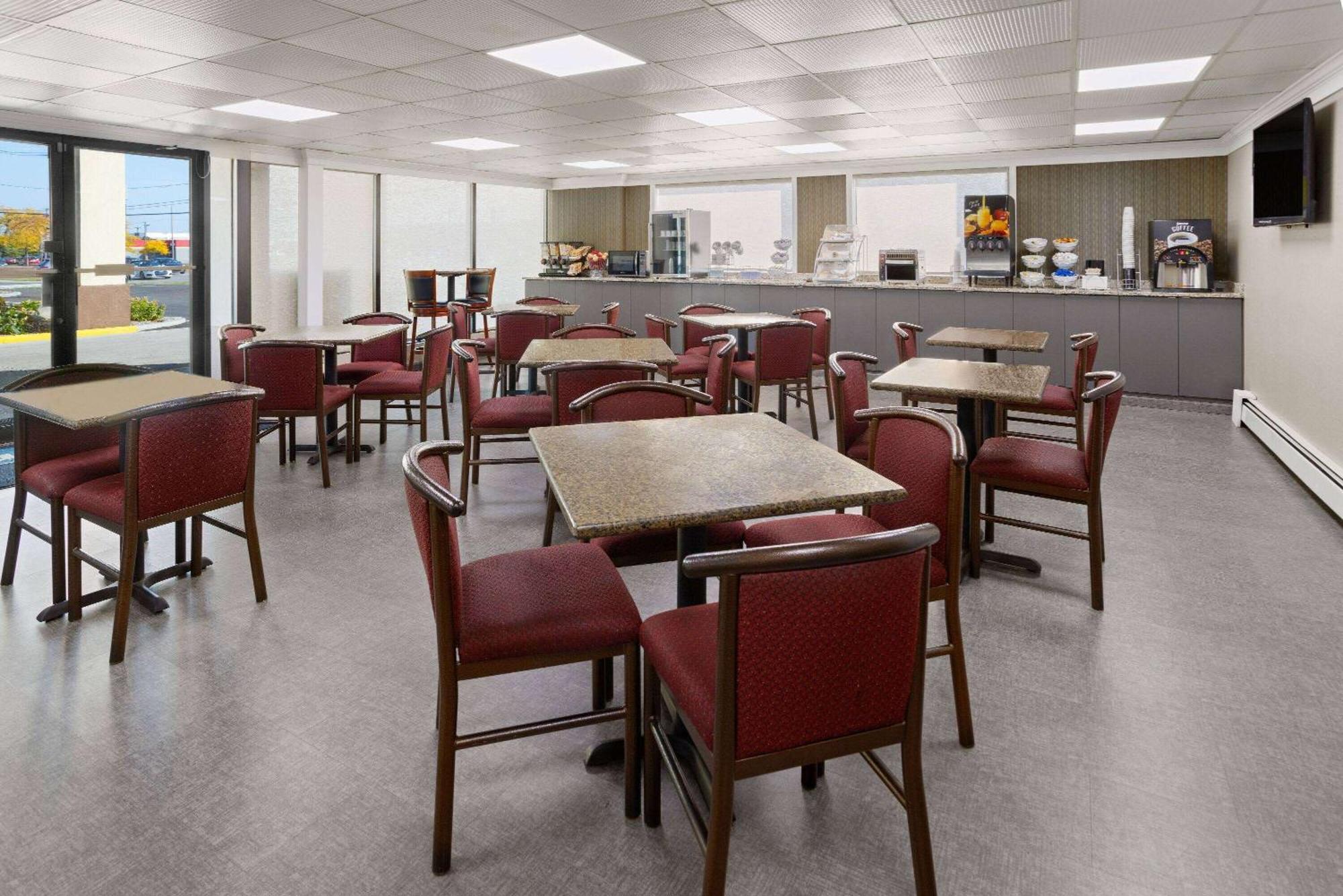 Days Inn By Wyndham Tonawanda/Buffalo Eksteriør billede